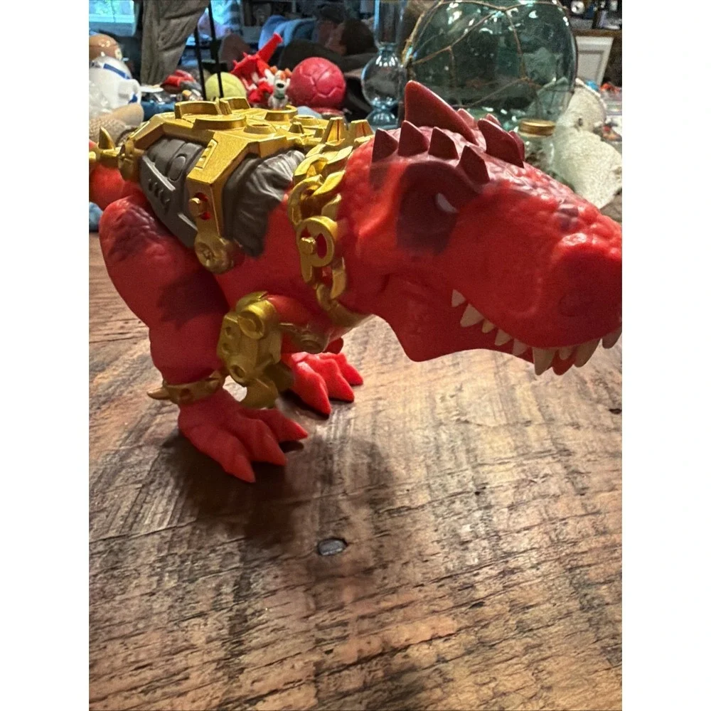 Treasure X Dino Gold Dinosaur 6-inch Action Figure